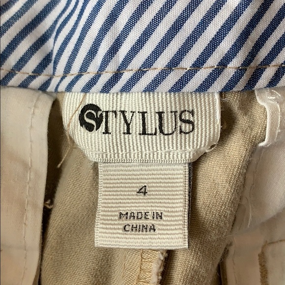 🦋 3/$20 Pretty Tan Shorts - Picture 3 of 3